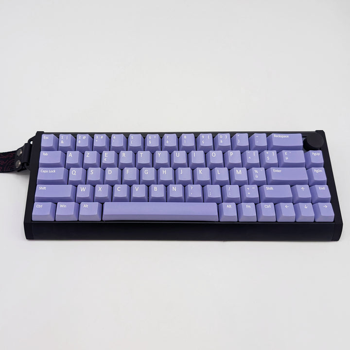 Customisable Light Purple non-backlit AZERTY PBT keycaps with white legends on a mechanical keyboard, featuring OEM profile keys.