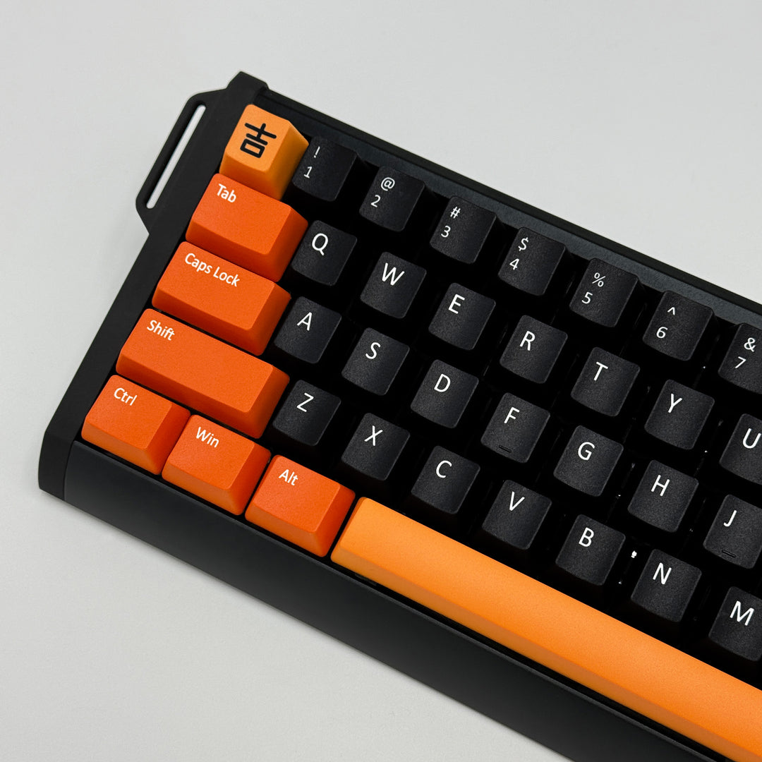 TANGERINE DREAM QWERTY PBT keycaps on a mechanical keyboard, featuring OEM profile keys with Black, Orange and Light Orange Keycaps
