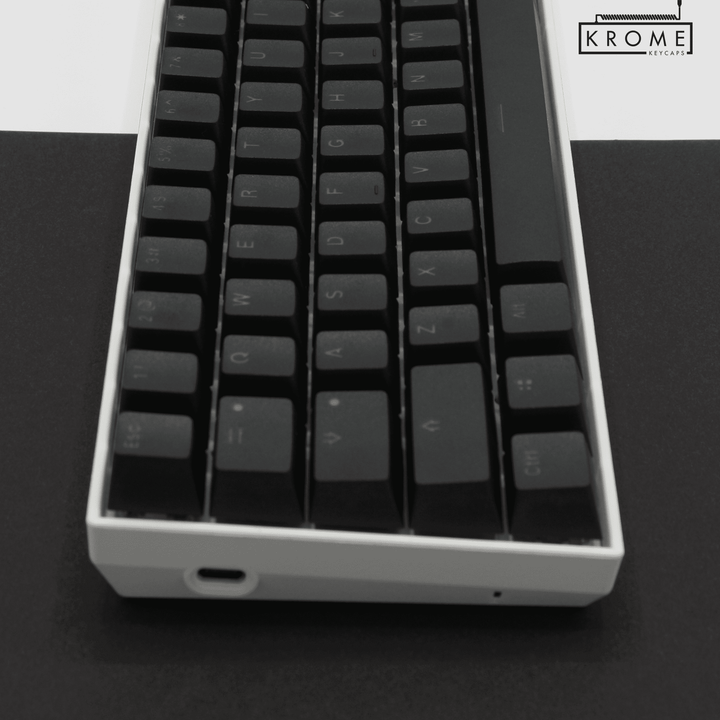 Black PBT Belgian Keycaps - ISO-BE - 65/75% Sizes - Dual Language Keycaps - kromekeycaps