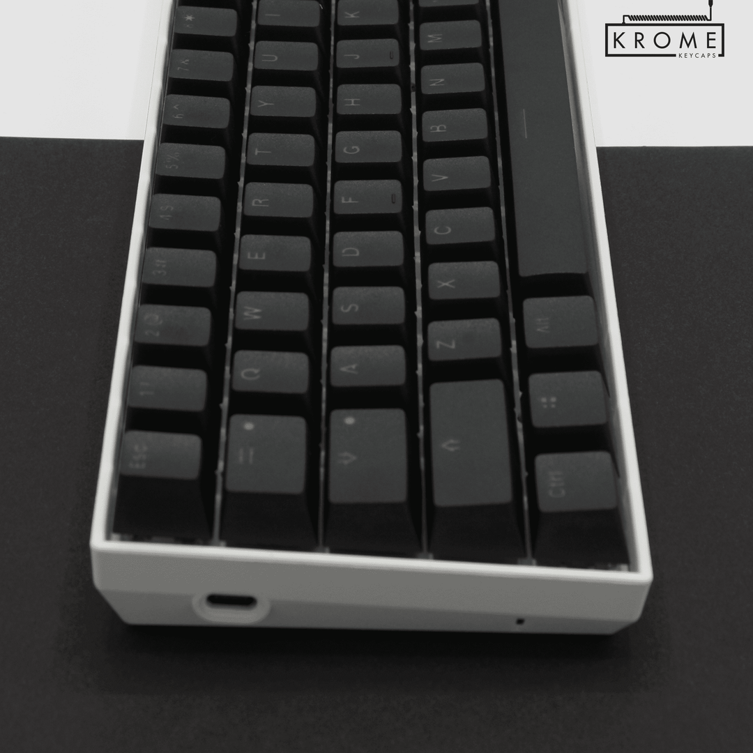 Black PBT German Keycaps - ISO-DE - 65/75% Sizes - Dual Language Keycaps - kromekeycaps